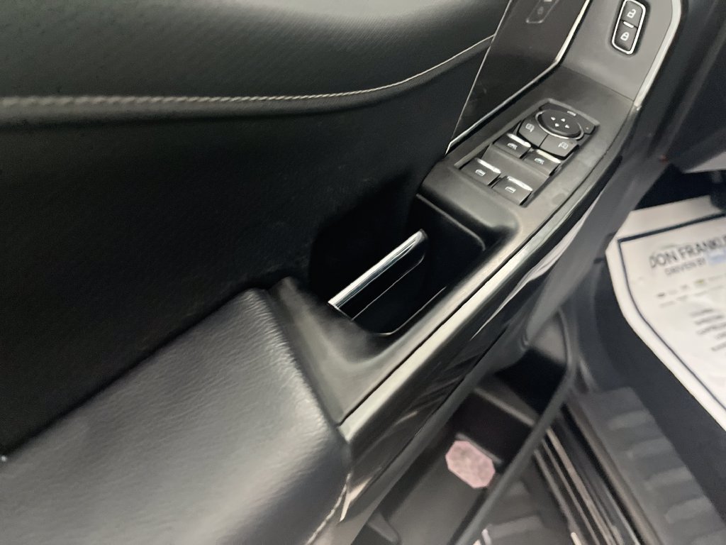 Used 2021 Black Ford XLT image 10