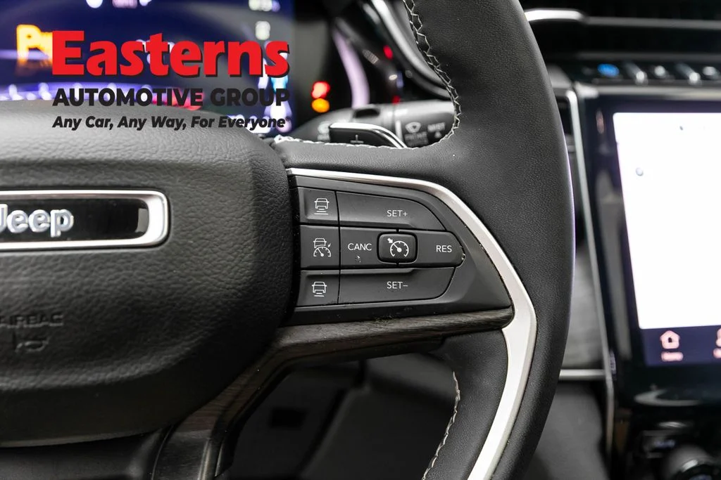 Used 2023 White Jeep 4xe image 16