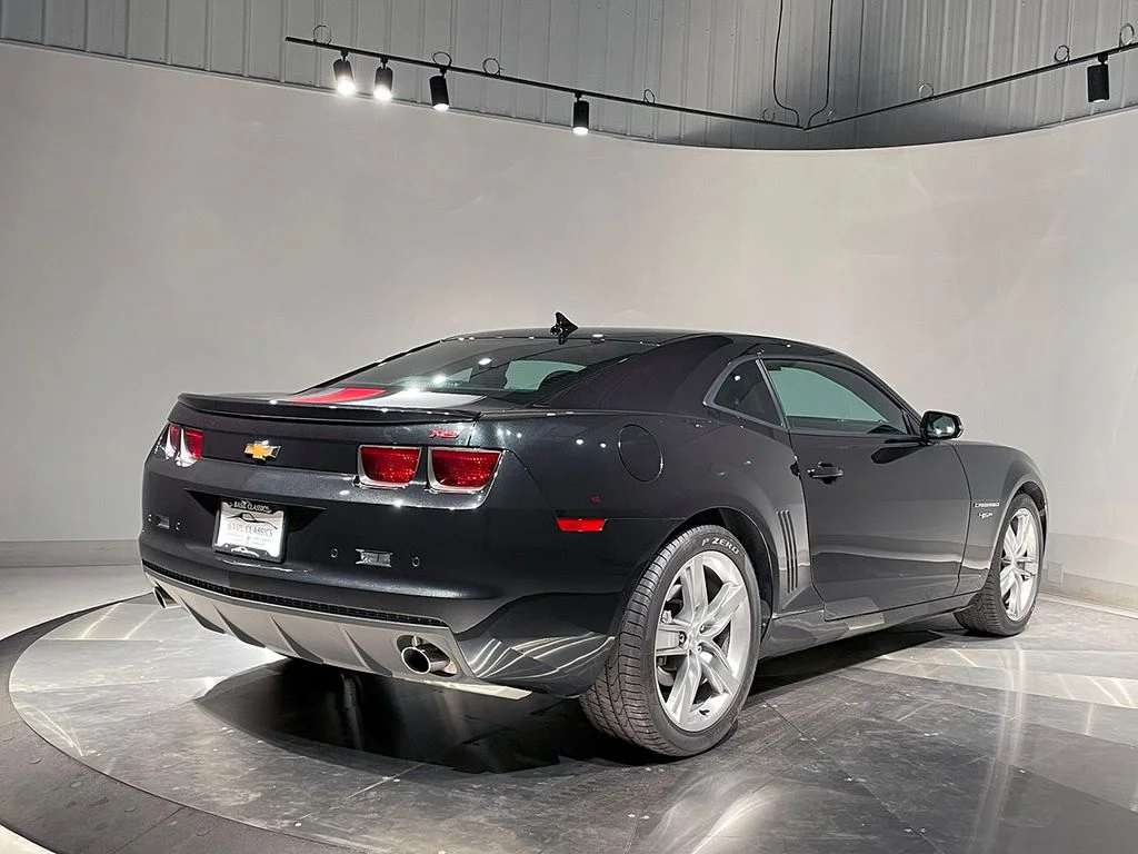 Used 2012 Black Chevrolet 2LT image 5