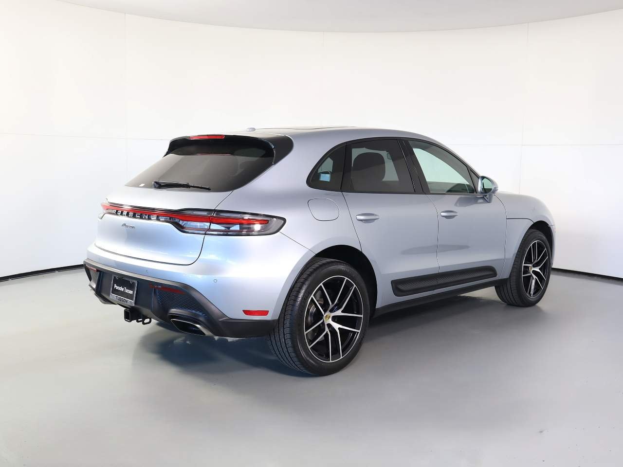 Certified Used 2025 Dolomite Silver Metallic Porsche  image 7