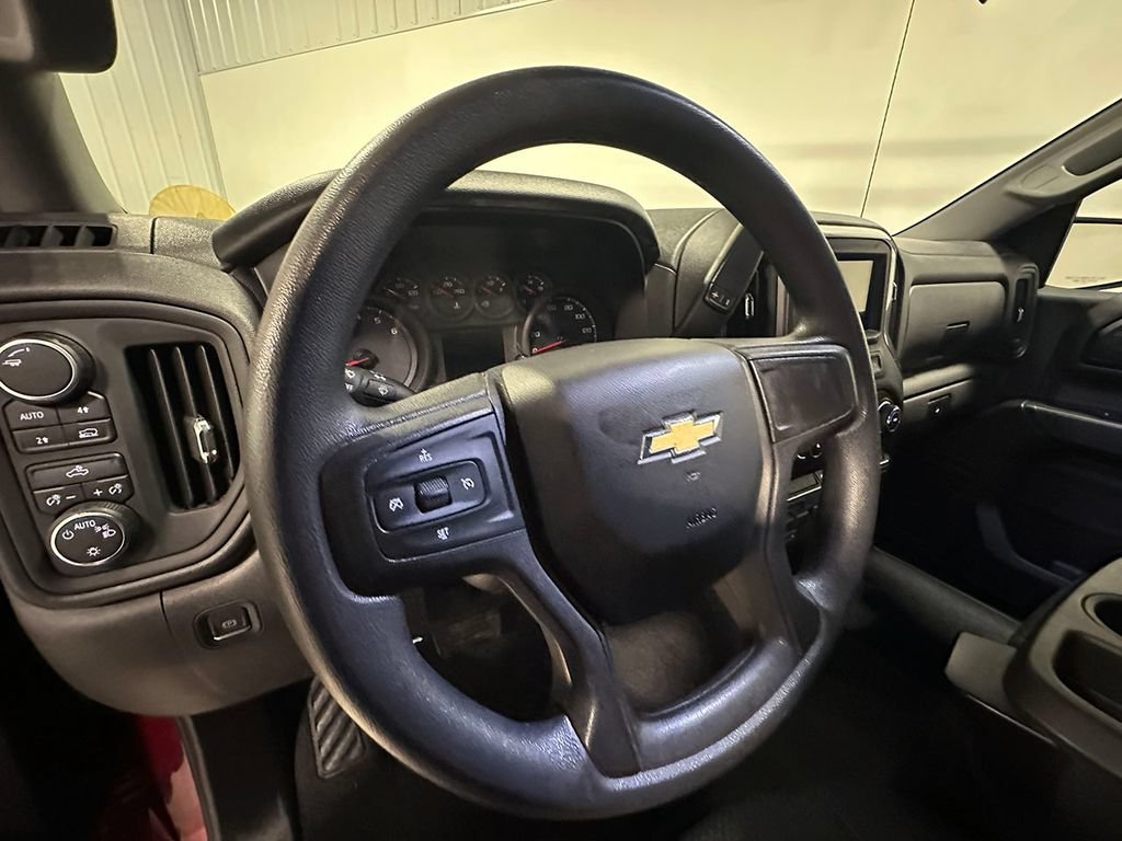 Used 2019 CAJUN RED TINTCOAT Chevrolet Custom image 20