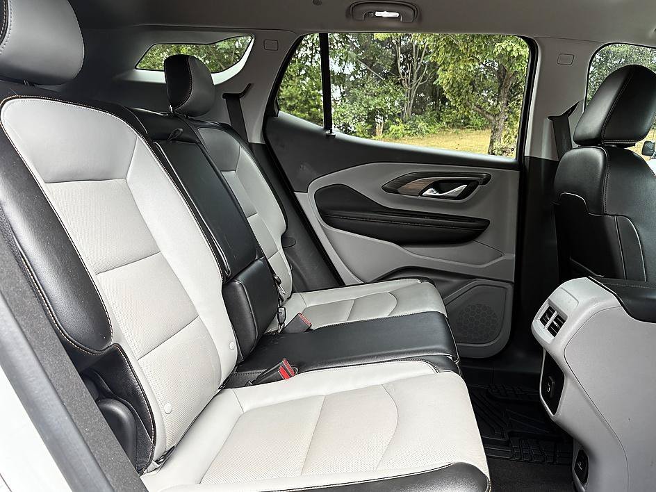 Used 2020 Summit White GMC SLT image 9