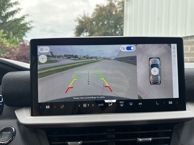 New 2026 Carbonized Gray Metallic Ford Tremor® image 29