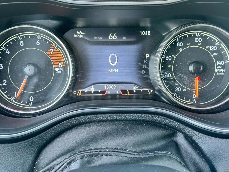 Used 2019 Diamond Black Crystal Pearlcoat Jeep Trailhawk 4x4 image 20