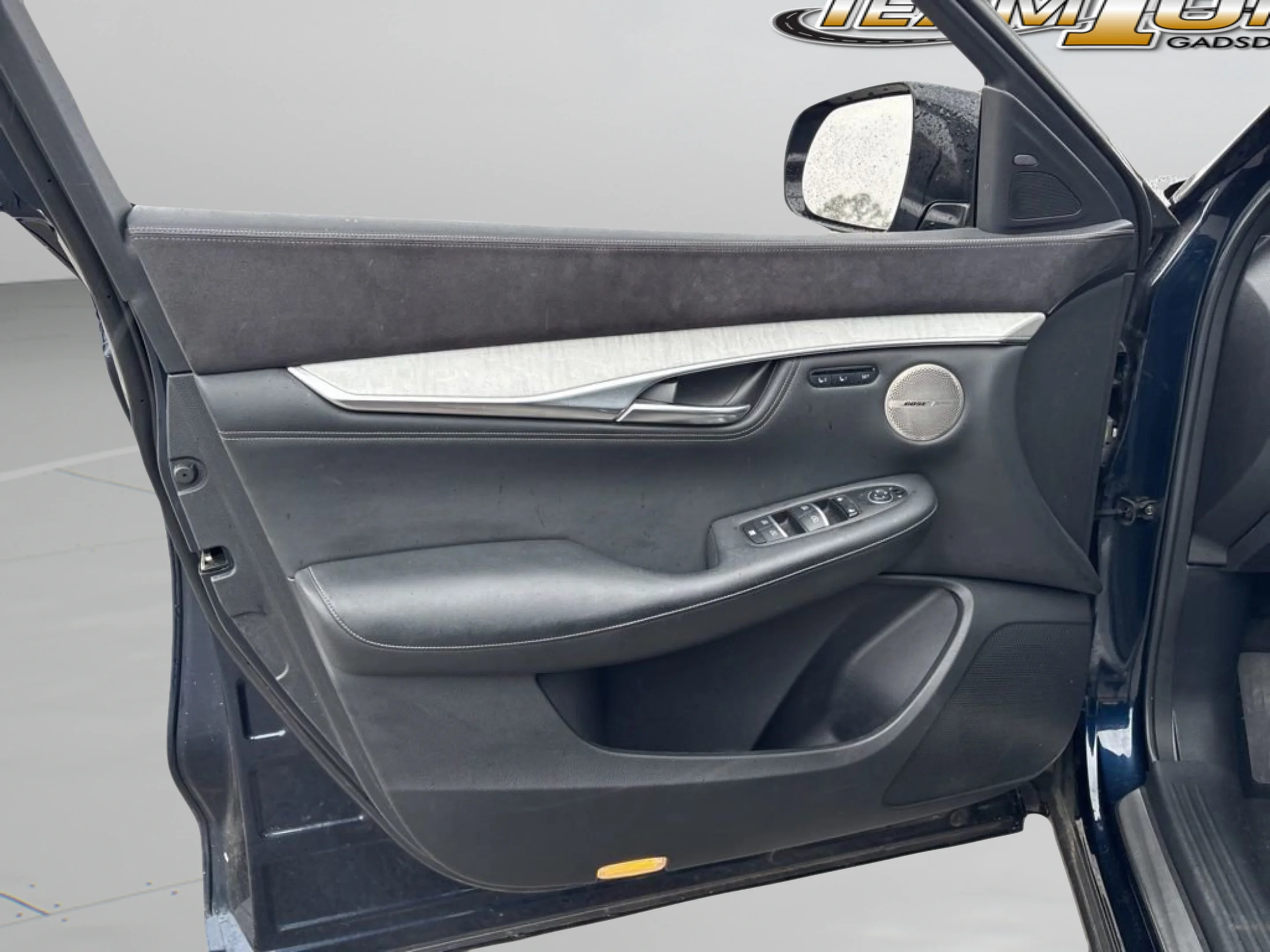 Used 2020 Blue INFINITI AUTOGRAPH AWD image 23