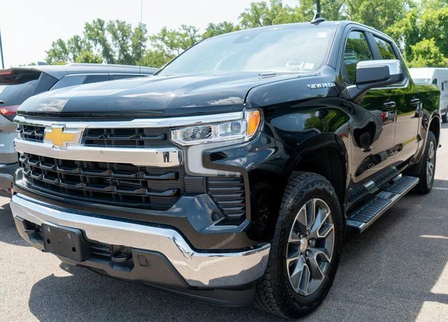 Used 2025 Black Chevrolet LT image 1