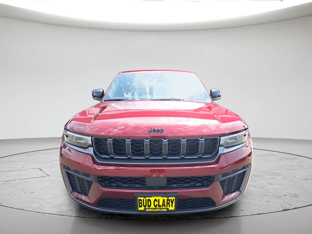 New 2026 Velvet Red Pearl-Coat Exterior Paint Jeep Laredo Altitude image 8