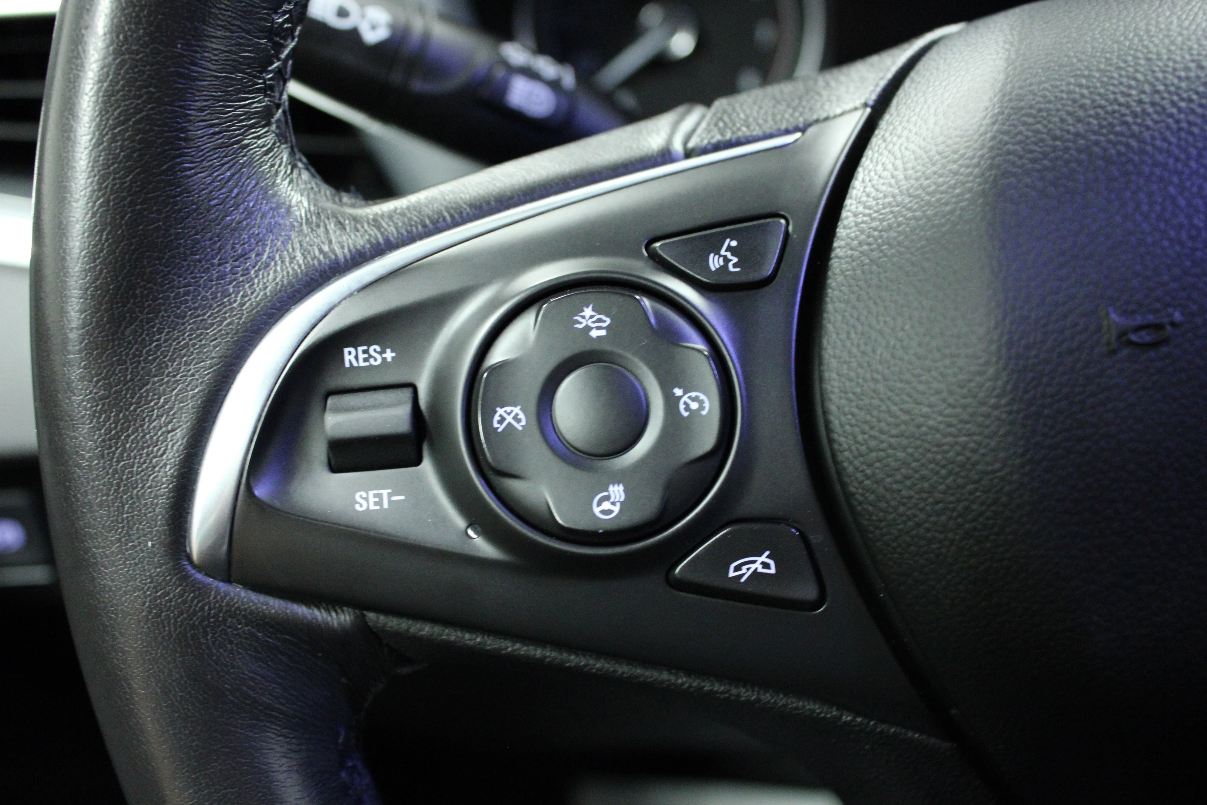 Used 2021 Quicksilver Metallic Buick Premium image 21