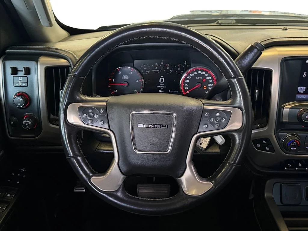 Used 2016 ONYX BLACK GMC Denali image 16