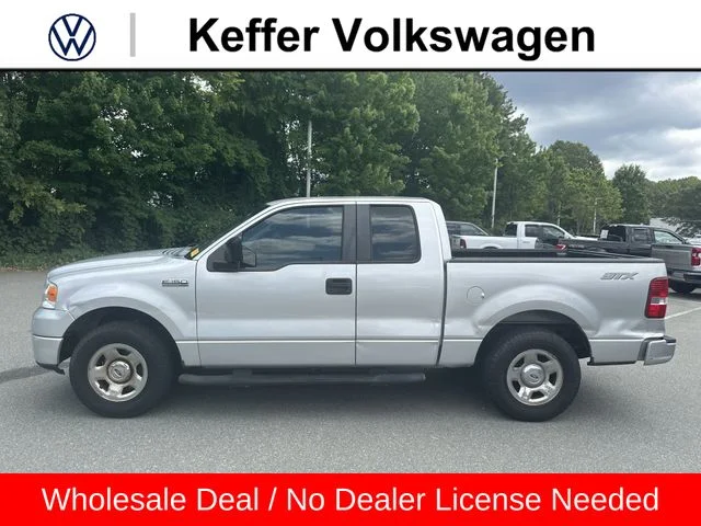 Used 2007  Ford XL image 2