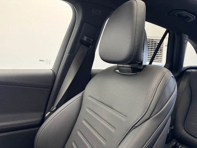 Certified Used 2026 Black Mercedes-Benz GLC 300 image 36