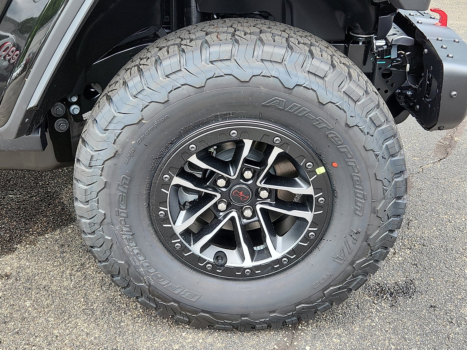New 2026 Black Clear-Coat Exterior Paint Jeep Rubicon X image 8