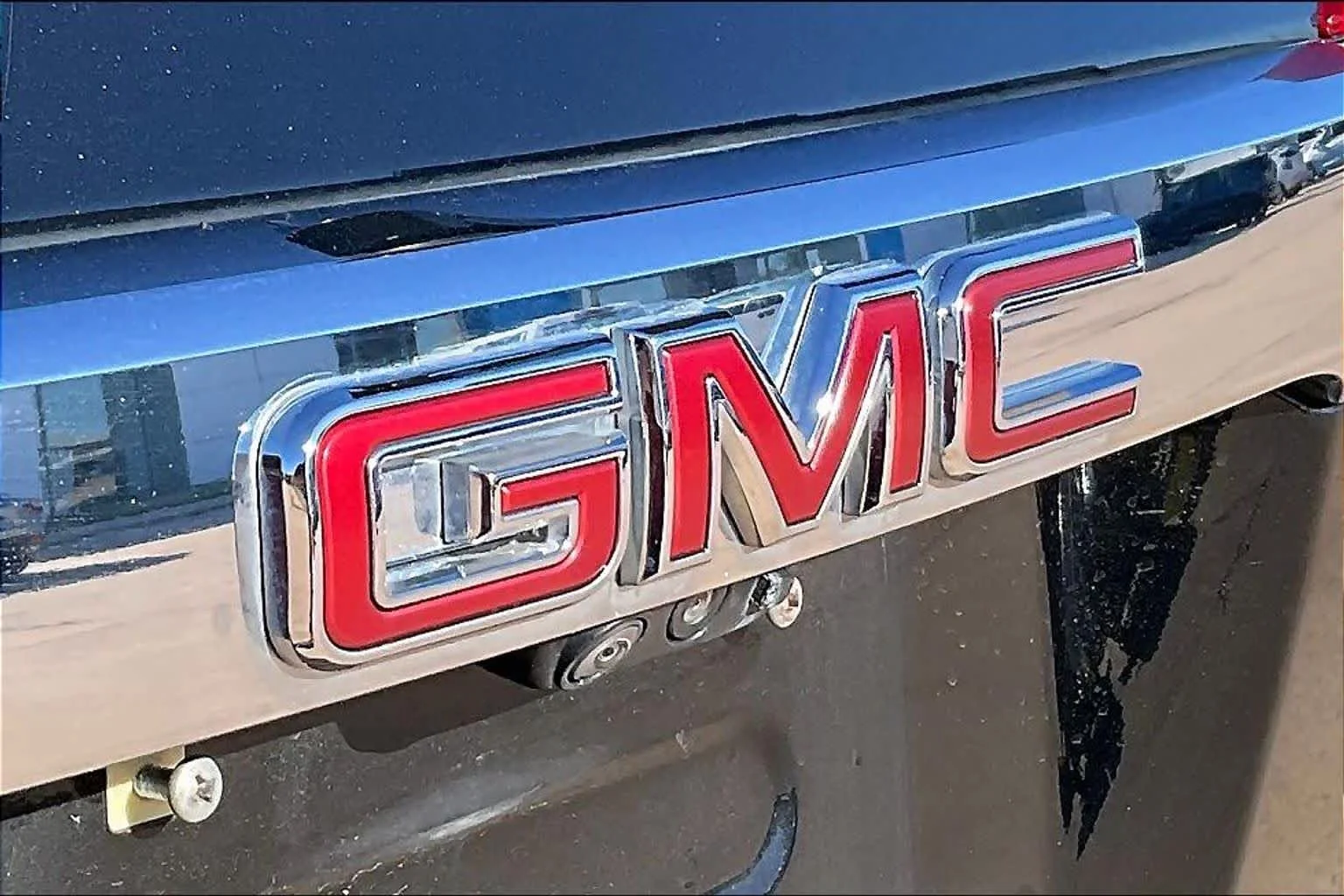 Used 2023 Ebony Twilight Metallic GMC Denali image 30