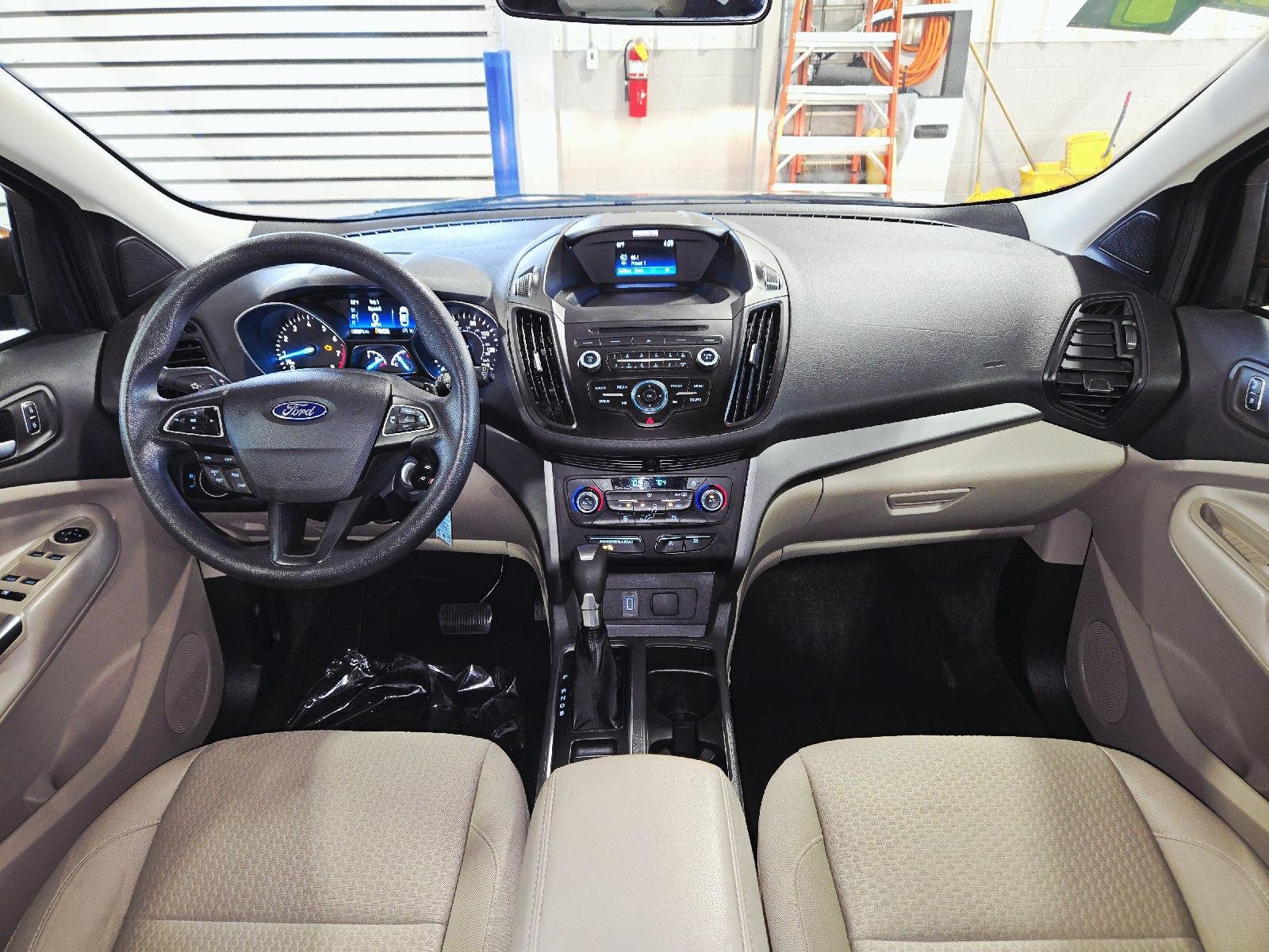 Used 2017 Canyon Ridge Ford SE image 31