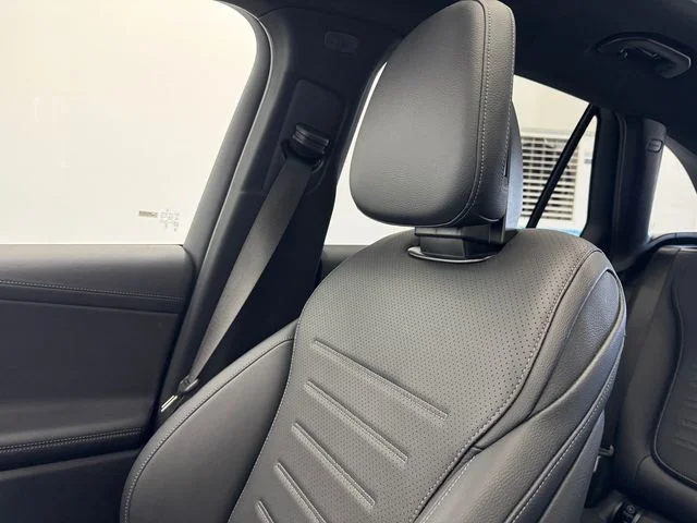 Certified Used 2026 Black Mercedes-Benz GLC 300 image 36