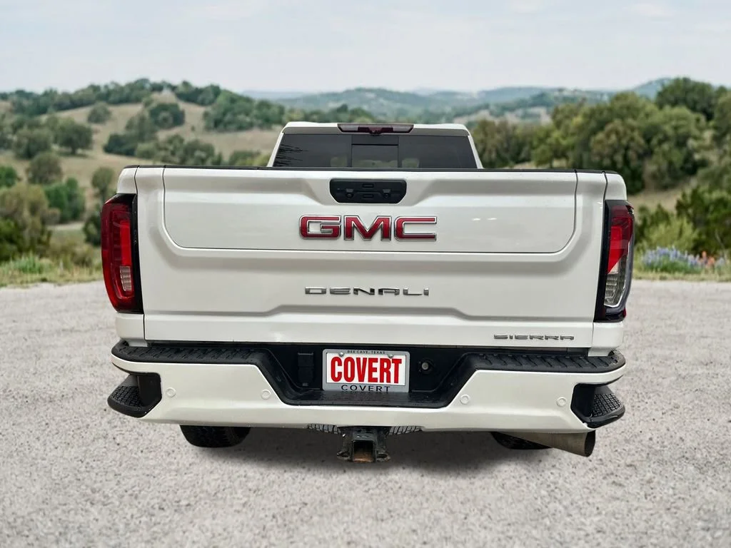 Used 2023 White Frost Tricoat GMC Denali image 8