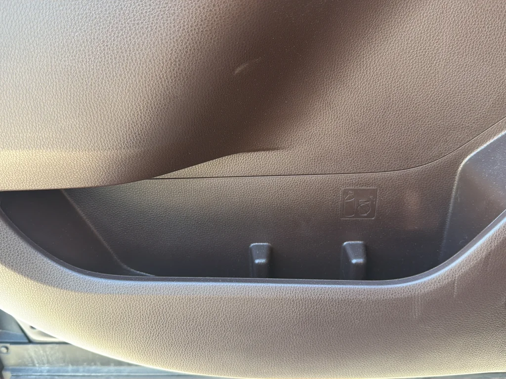 Used 2021 Blue Toyota Platinum image 27