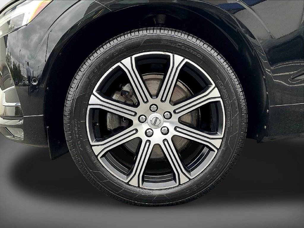 Used 2019 Black Volvo T6 Inscription image 33