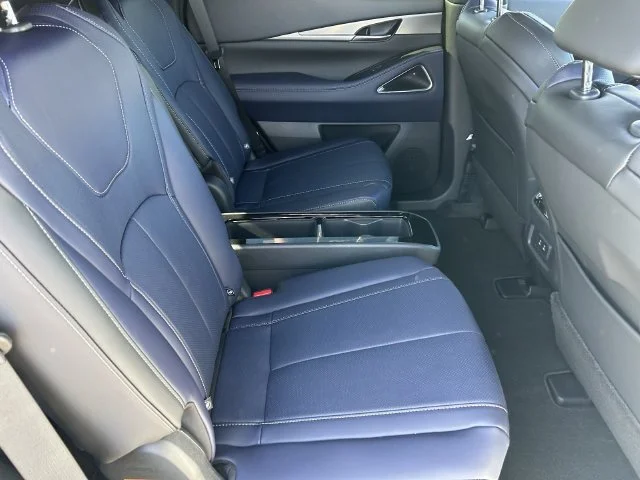 New 2027 RADIANT WHITE INFINITI Sport AWD image 14