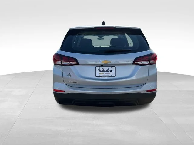 Used 2022 Silver Ice Metallic Chevrolet LS image 4