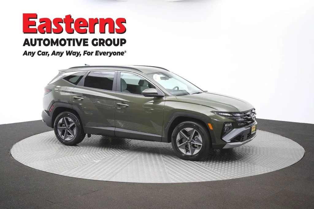 Used 2026 Green Hyundai SEL image 47