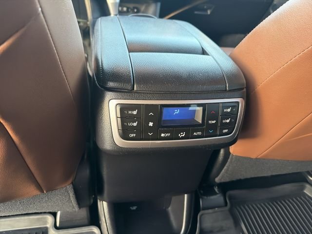 2019 Toyota Highlander Limited Platinum - Photo 23