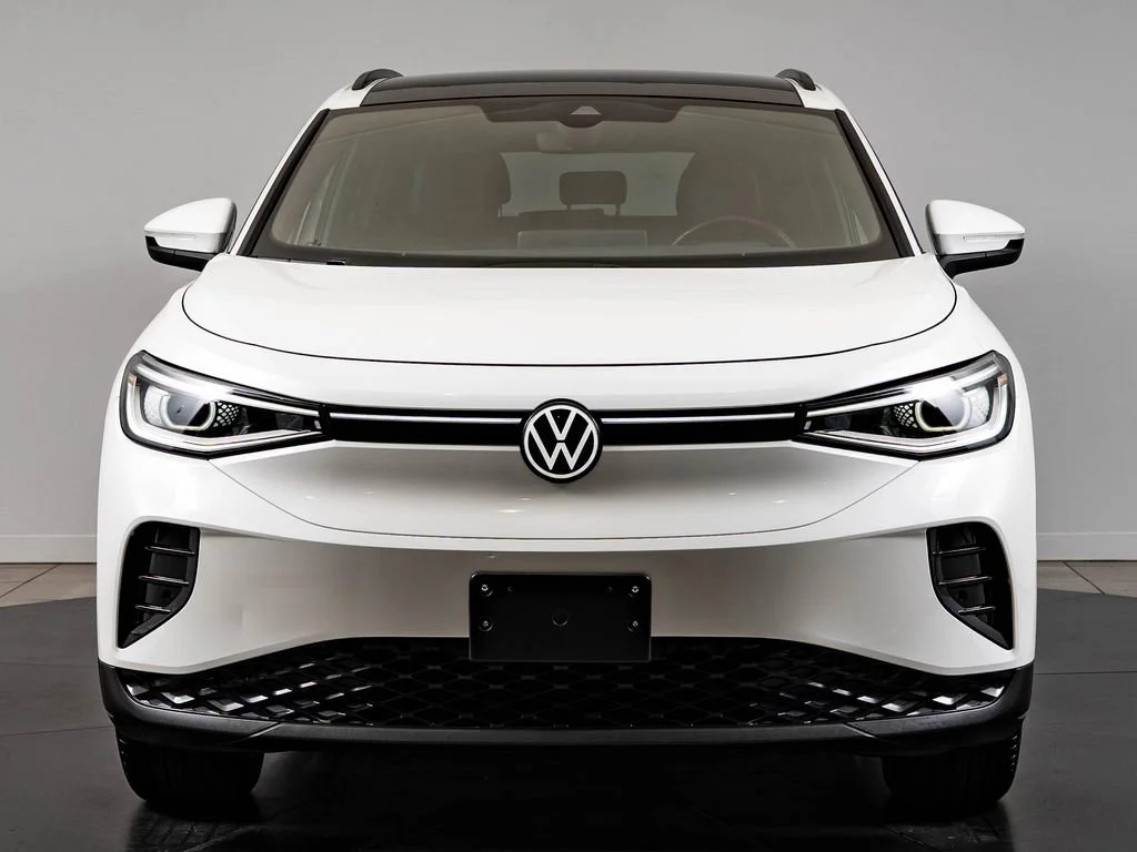 Used 2023 Opal White Volkswagen Pro S image 2