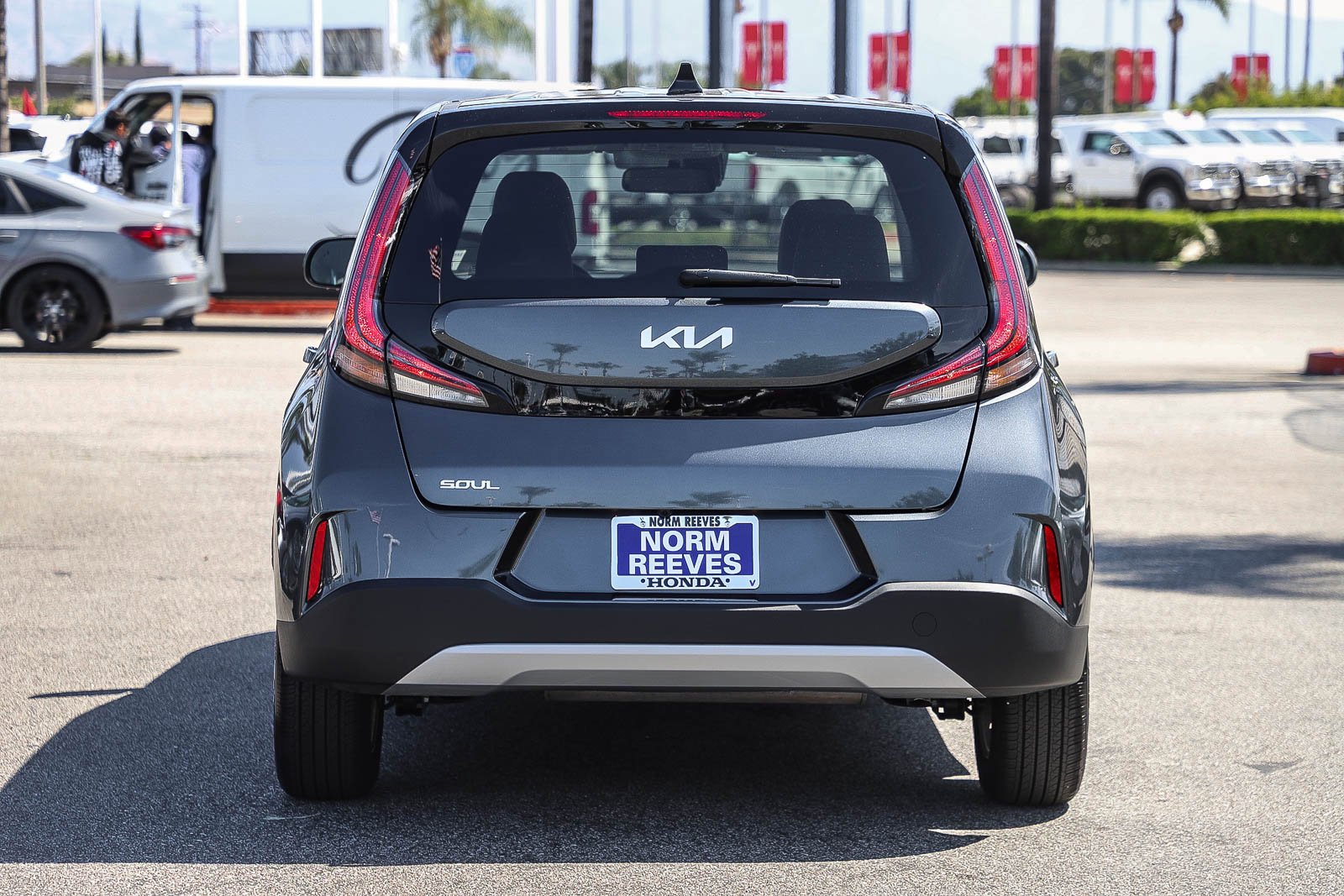 Used 2025 Gravity Gray Kia LX image 8