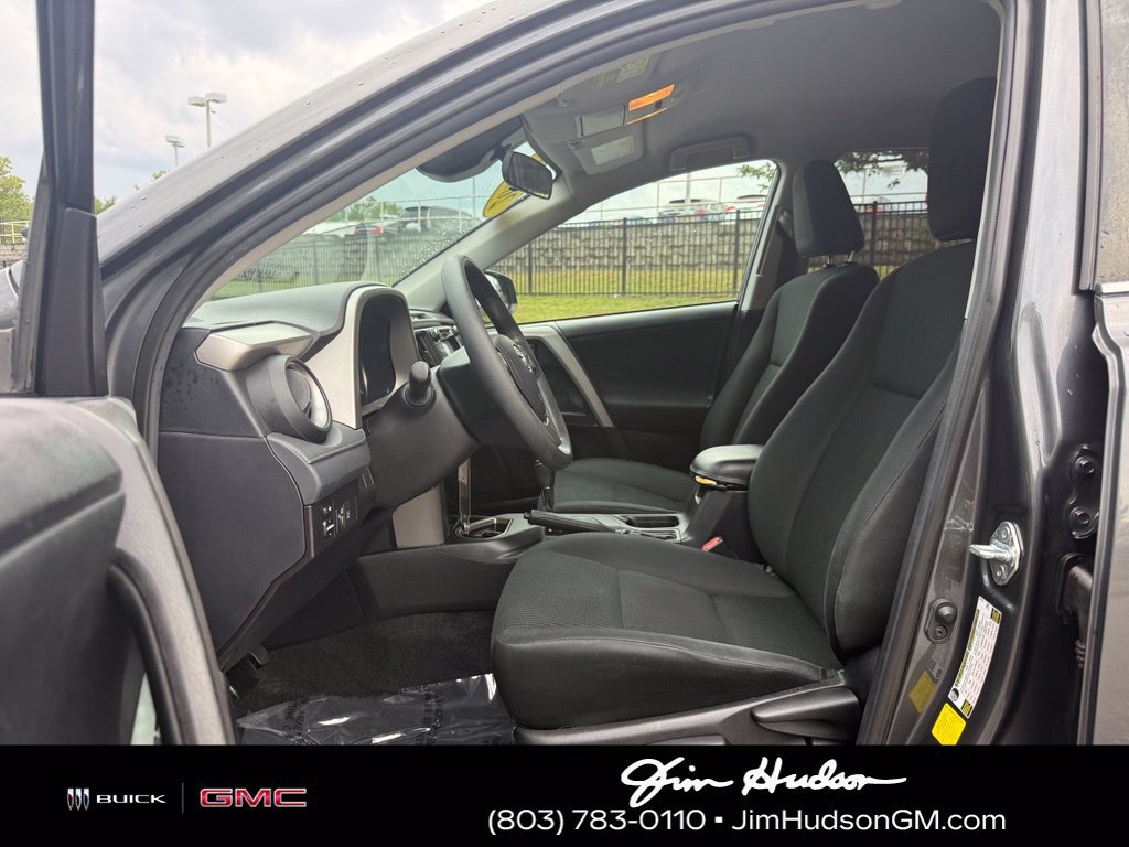Used 2018 Gray Toyota LE image 21