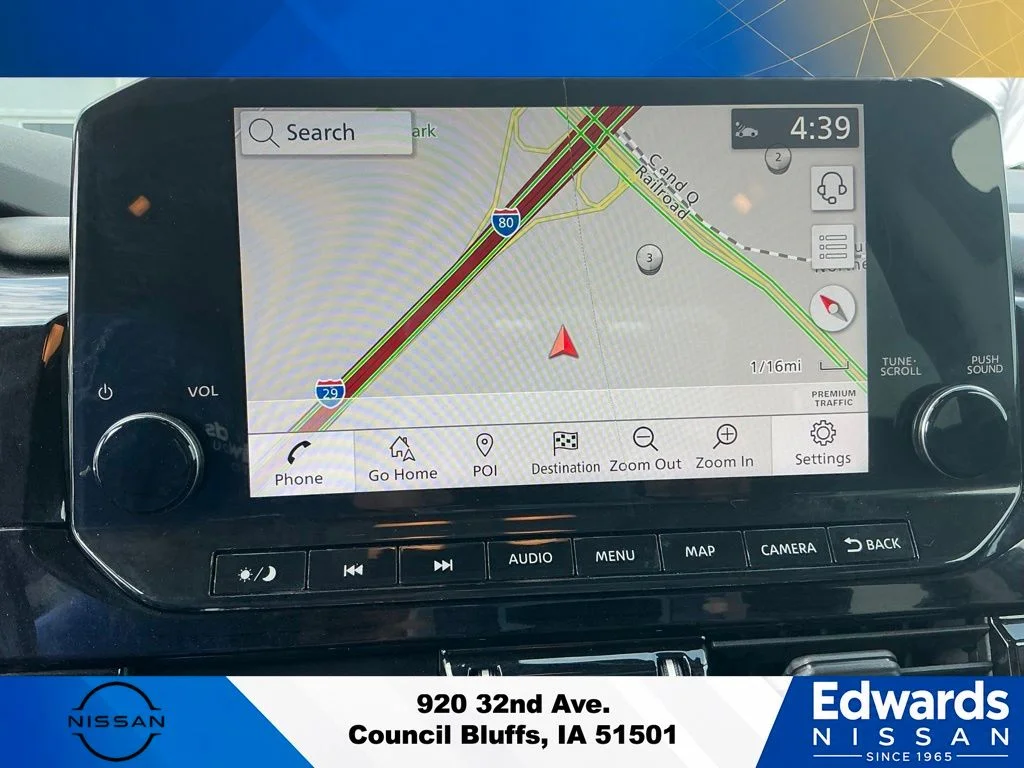 Used 2022 Black Nissan Platinum image 30
