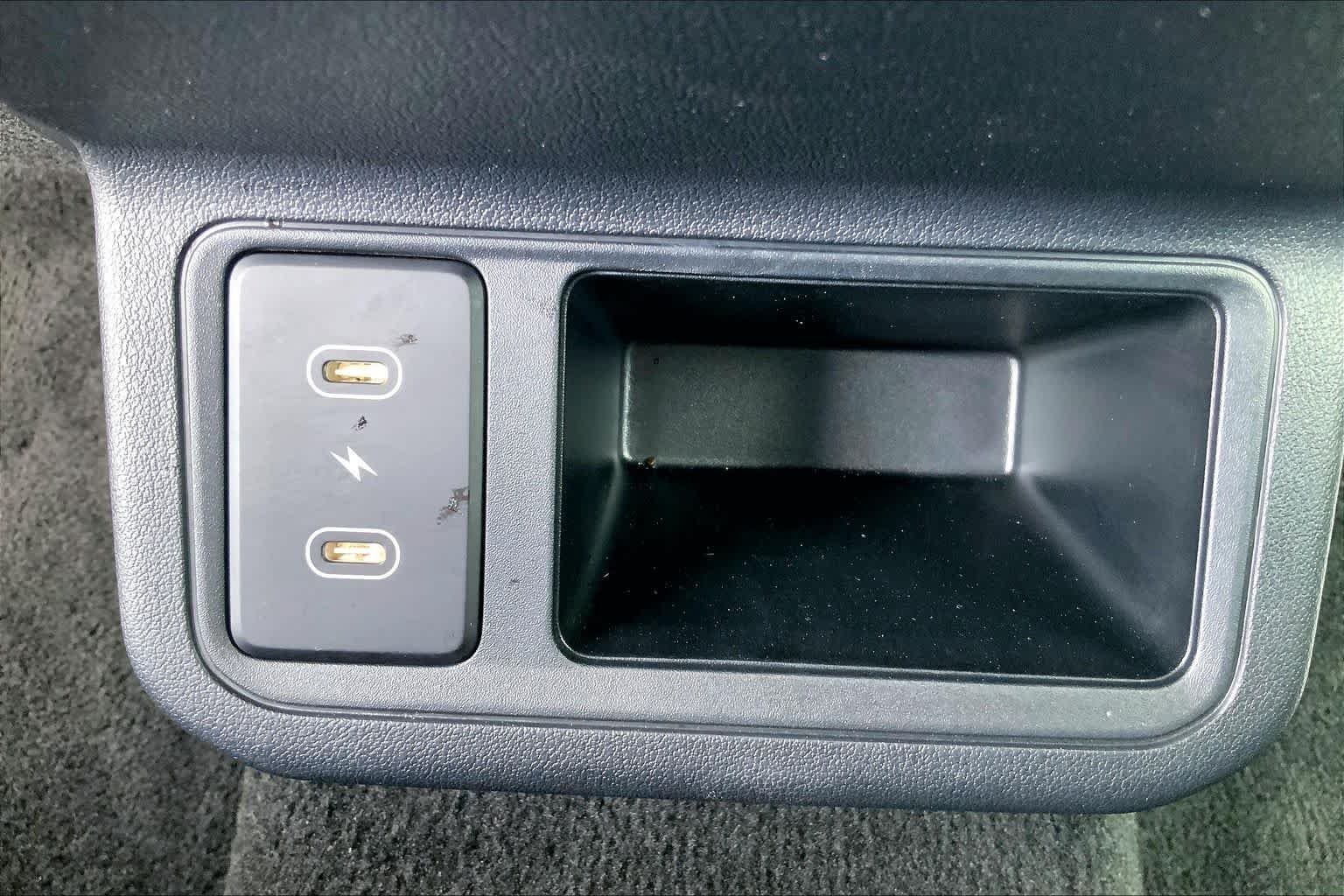 Used 2026 Aurora Black Pearl Kia GT-Line image 29