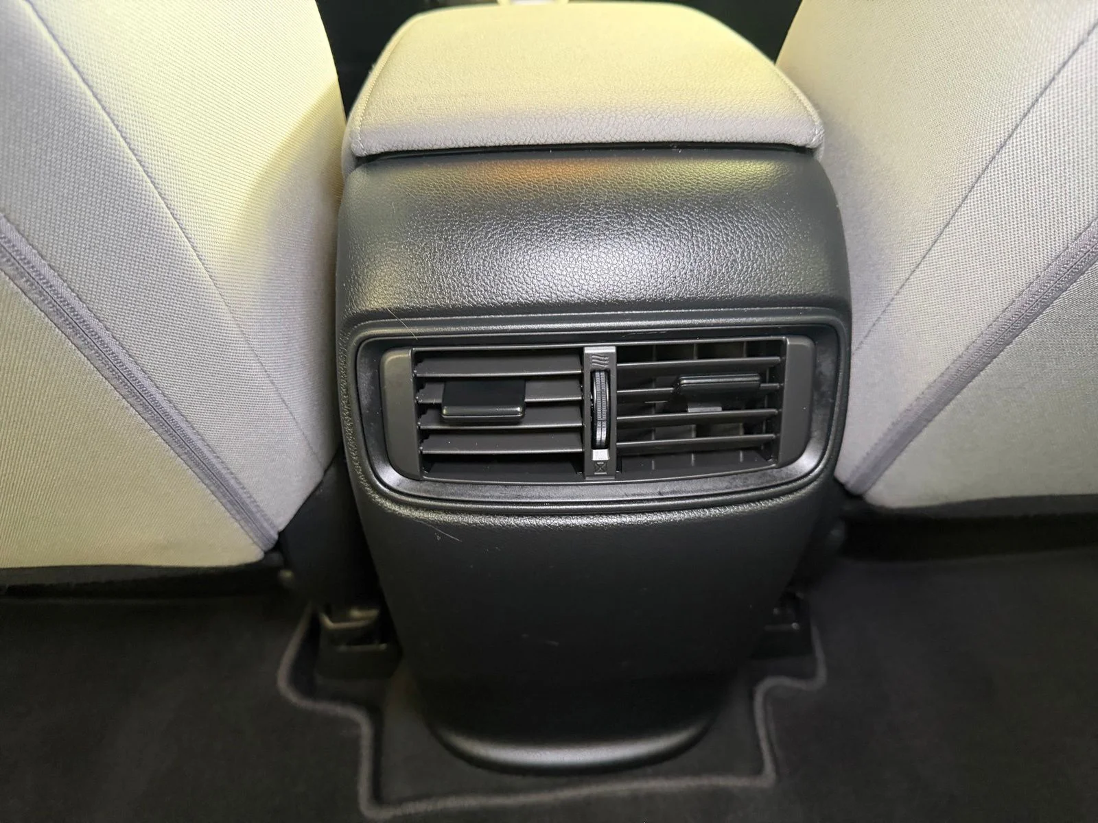Used 2020 Red Honda LX image 35