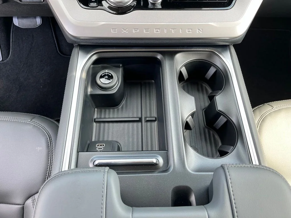 New 2027 Black Ford Active image 19