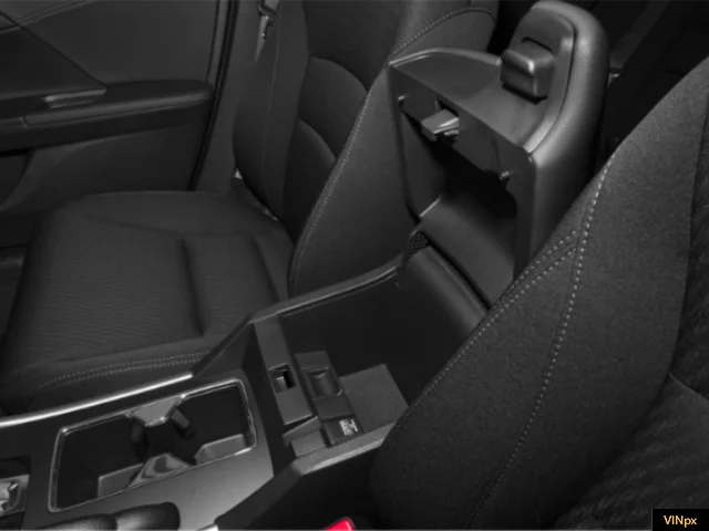 Used 2014 Champagne Frost Pearl Honda Sport image 13