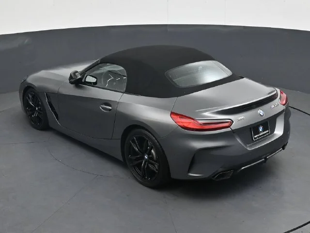 Used 2021 Gray BMW sDrive M40i image 26