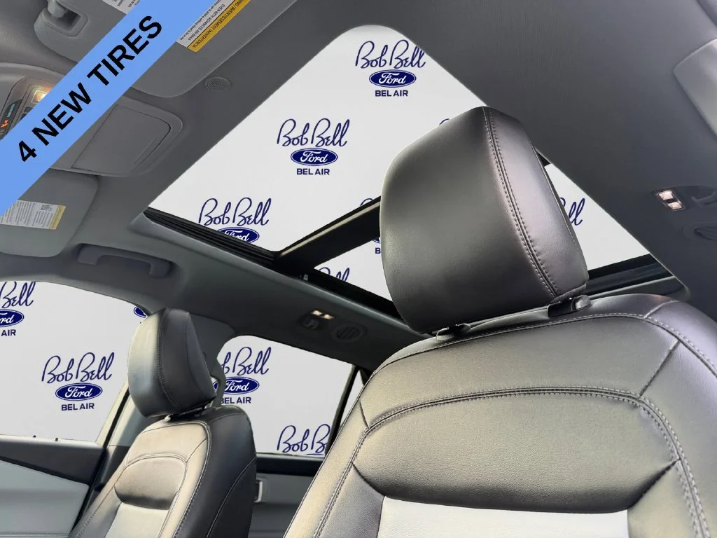 Used 2022 Black Metallic Ford XLT image 9