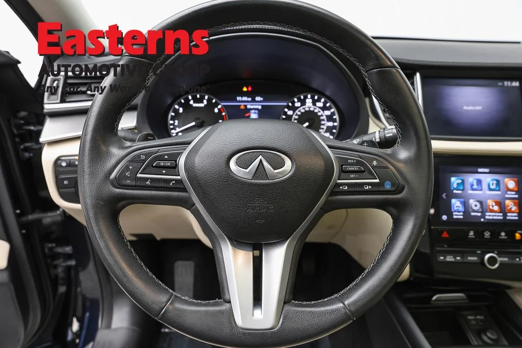 Used 2022 Blue INFINITI LUXE image 10