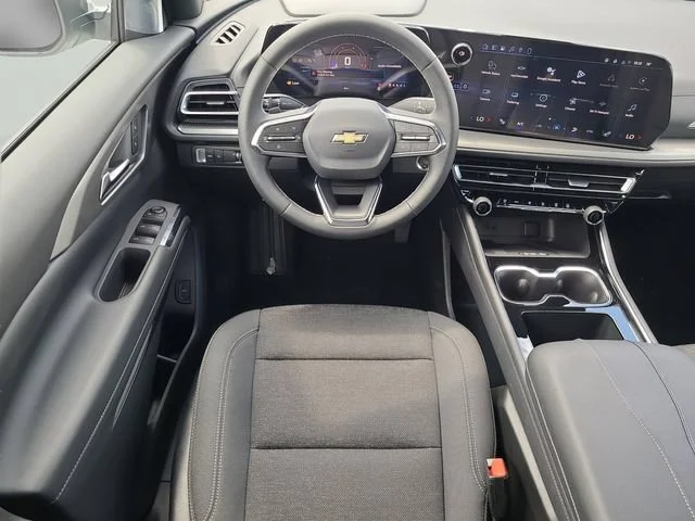 New 2026 Summit White Chevrolet LT image 13