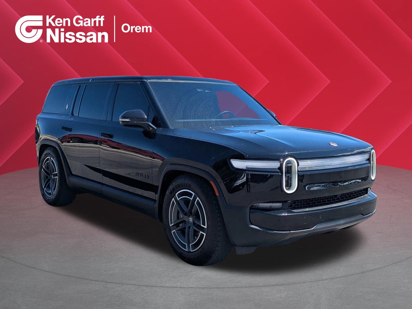 2025 Rivian R1S Adventure Dual Standard's photo