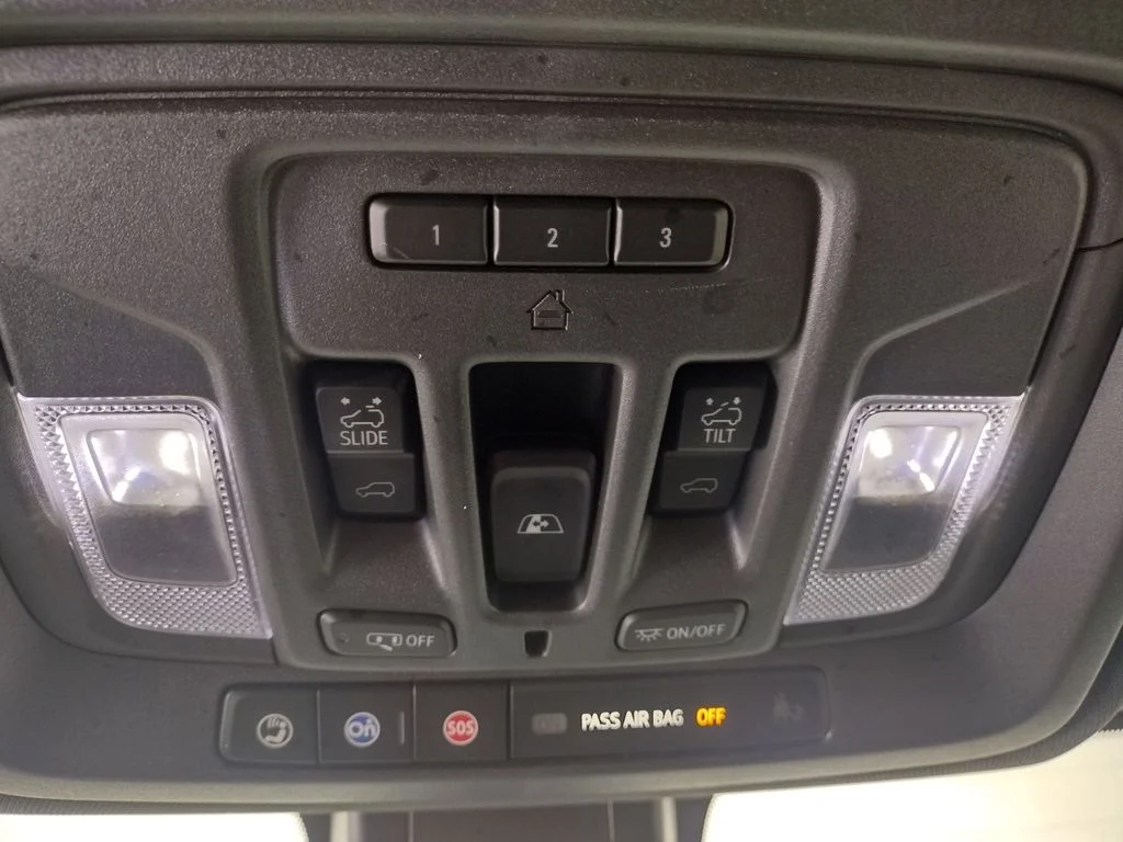 Used 2021 Blue GMC AT4 image 42