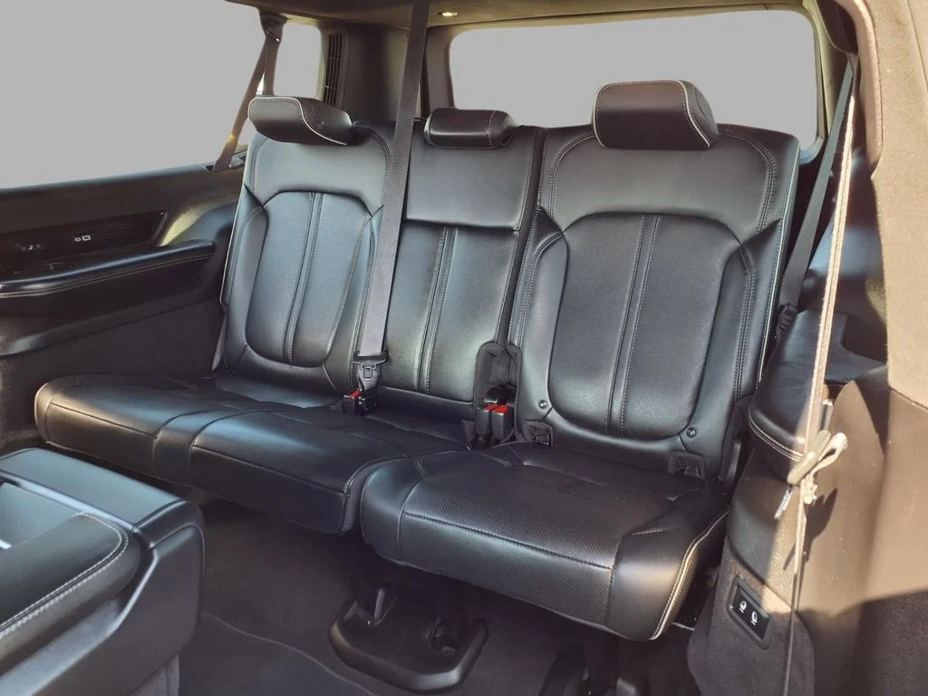 Used 2024 White Jeep Series II image 24
