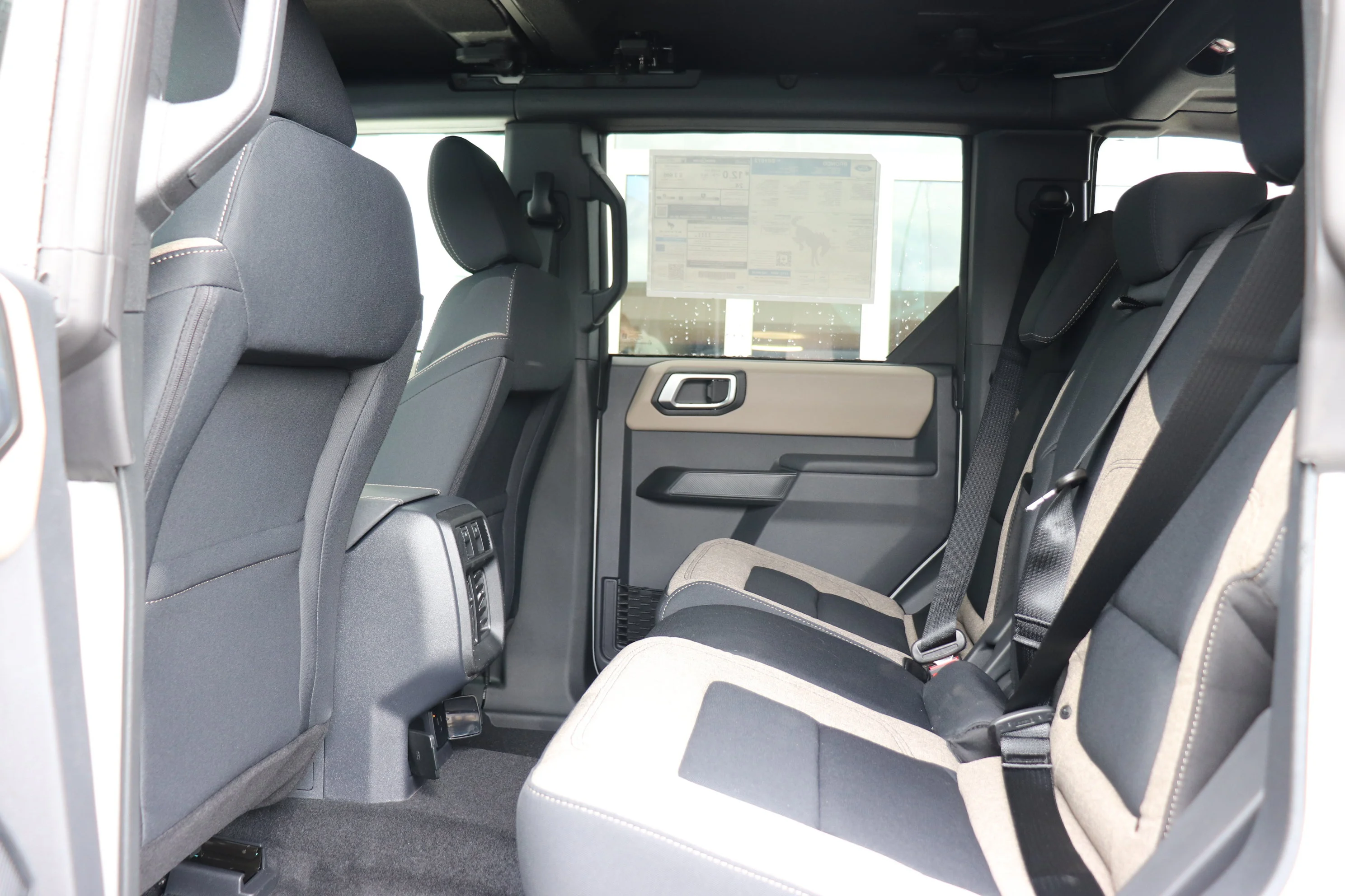 New 2026 AVALANCHE GREY Ford Big Bend image 10