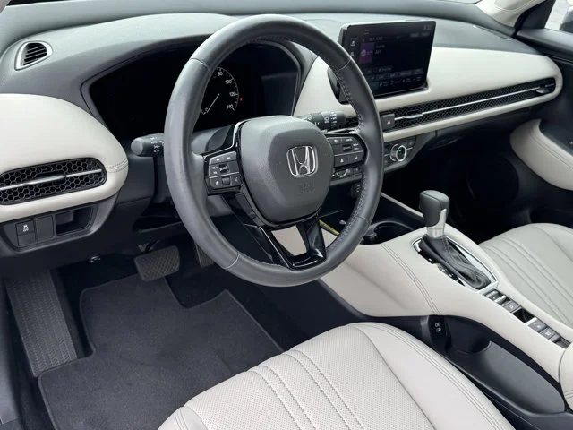 Used 2024 Gray Honda EX-L image 17