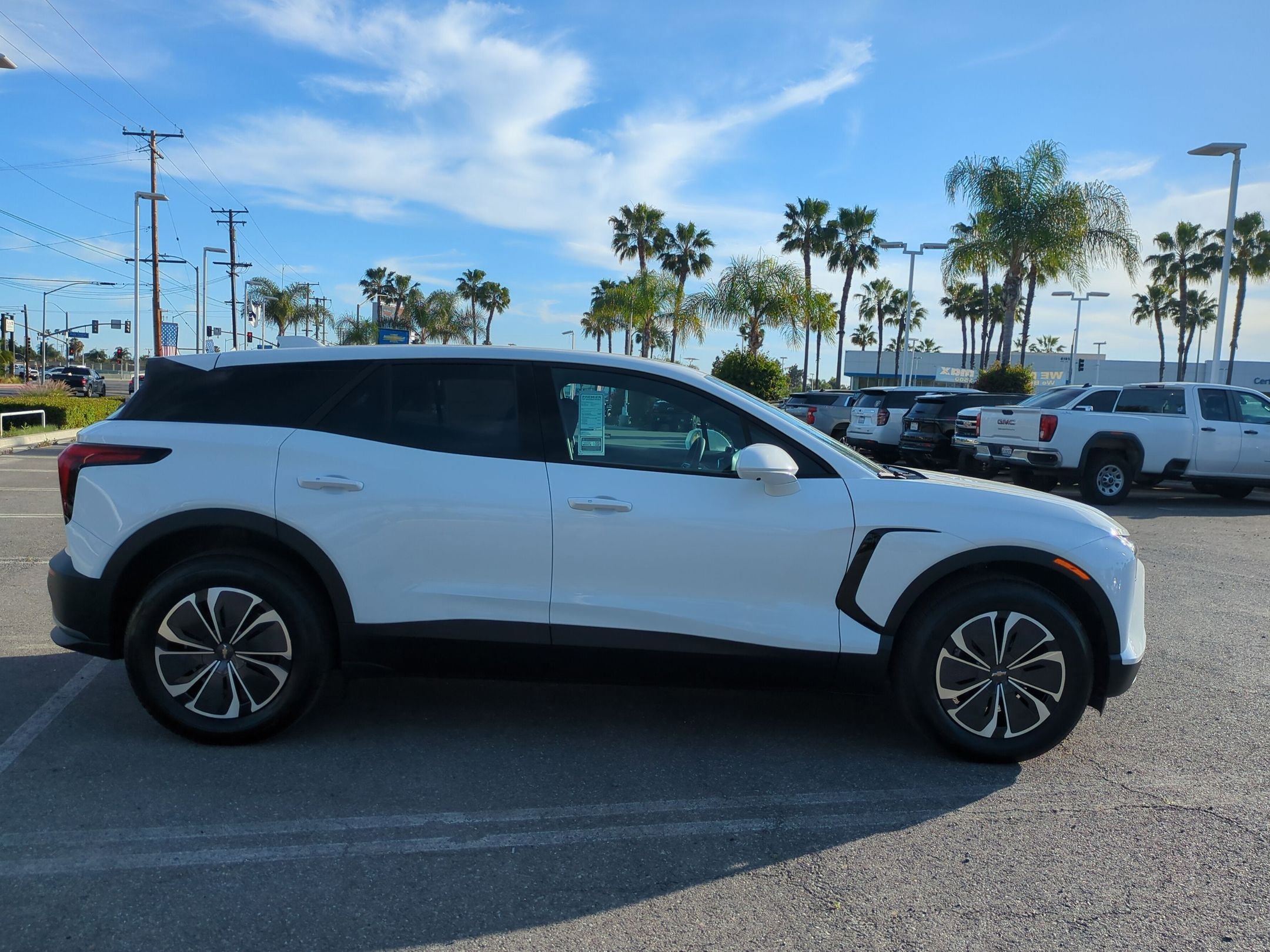 New 2026 Summit White Chevrolet LT image 6