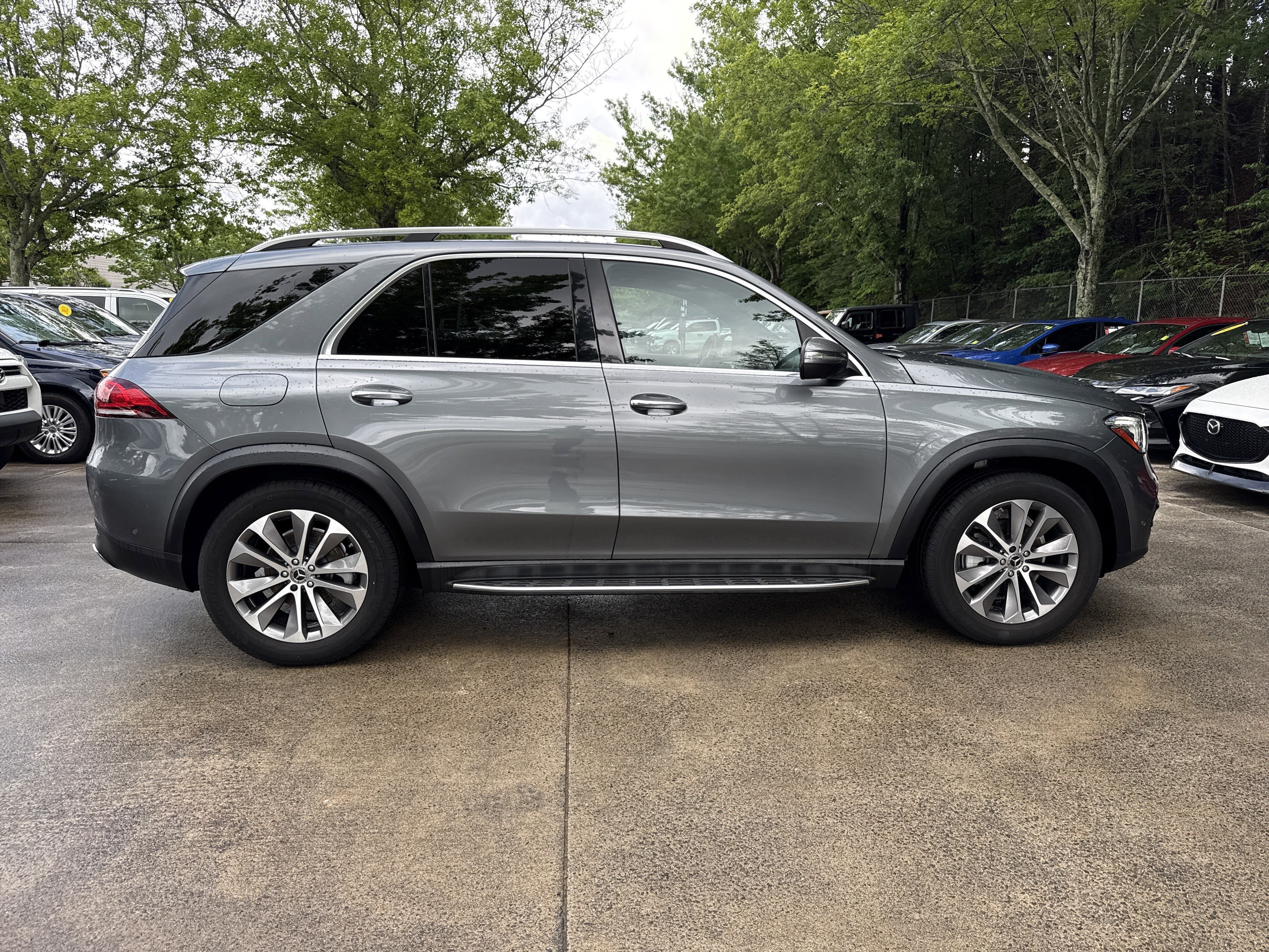Used 2022 Gray Mercedes-Benz GLE 350 image 8