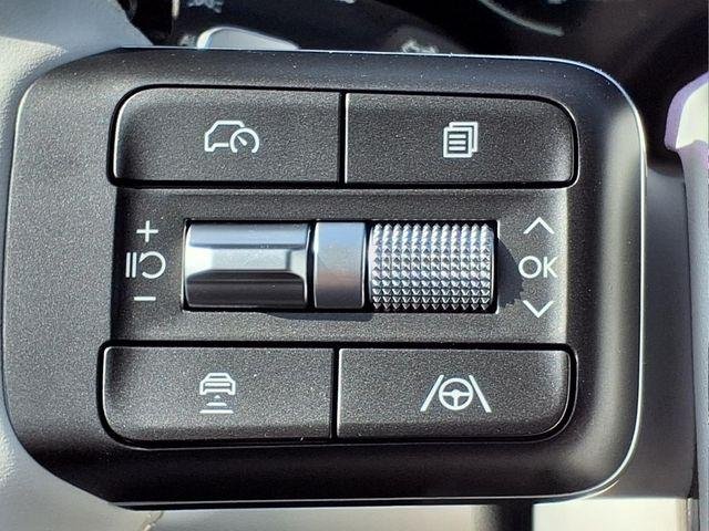 New 2026 Silver Hyundai SEL AWD image 19