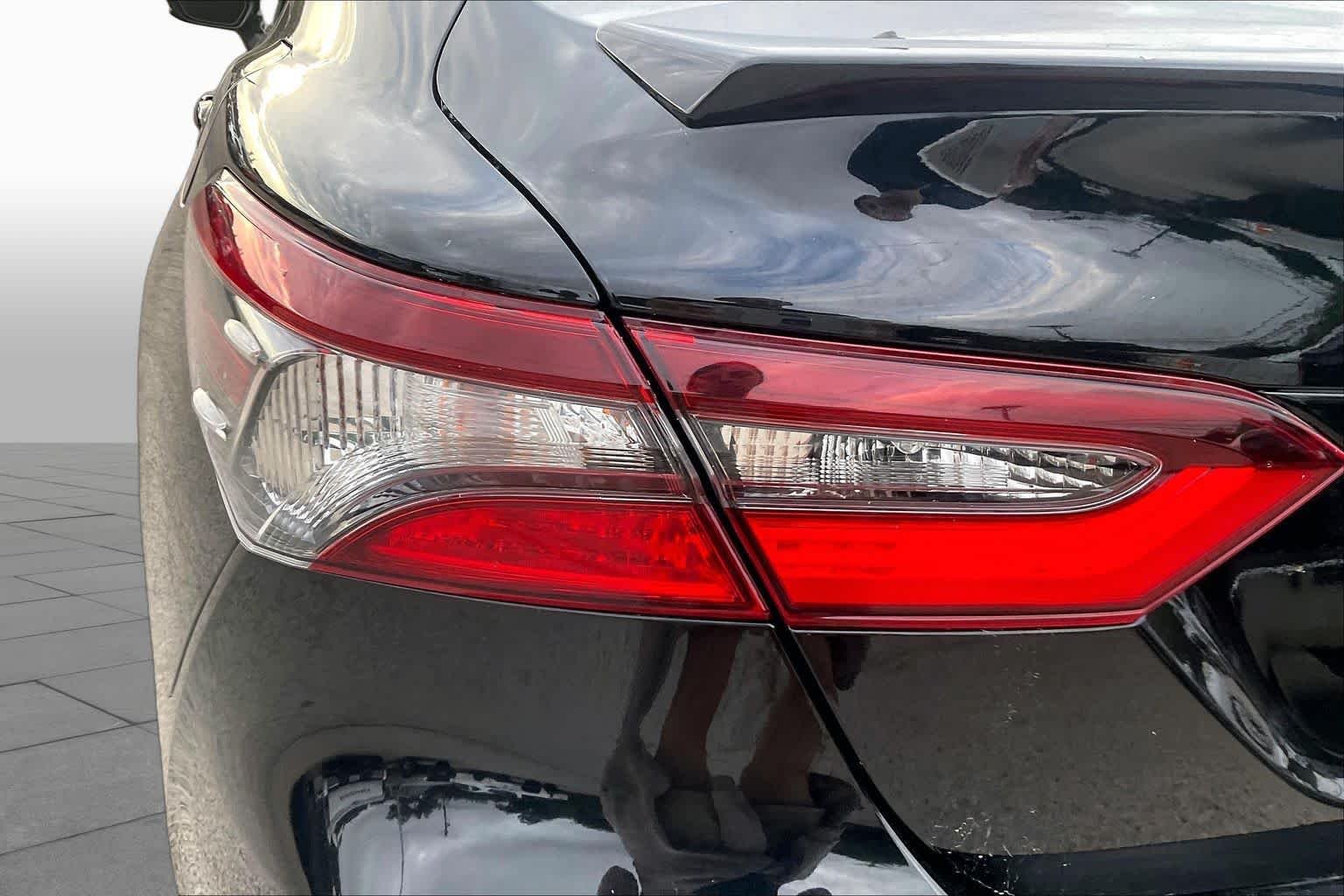 Used 2022 Midnight Black Metallic Toyota Hybrid LE image 27
