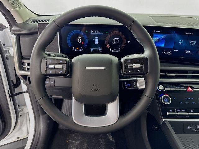New 2026 White Hyundai SEL FWD image 15