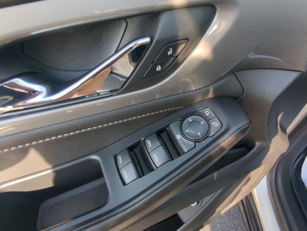 Used 2022 Silver Chevrolet LT Leather image 19