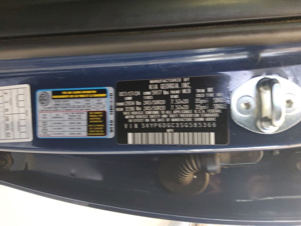 Used 2025 Black Kia S image 20